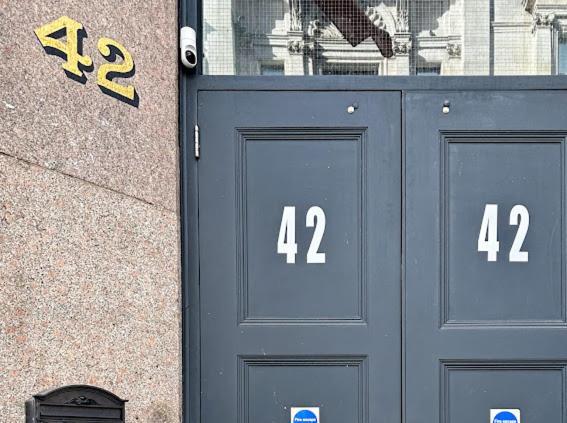 Mathew Street 1 Bed Apt Sleeps 6 리버풀 외부 사진