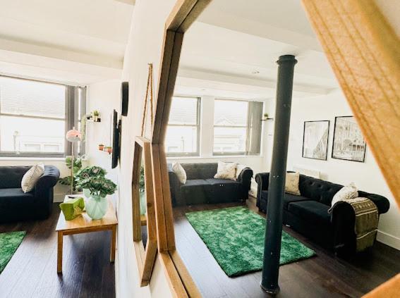 Mathew Street 1 Bed Apt Sleeps 6 리버풀 외부 사진